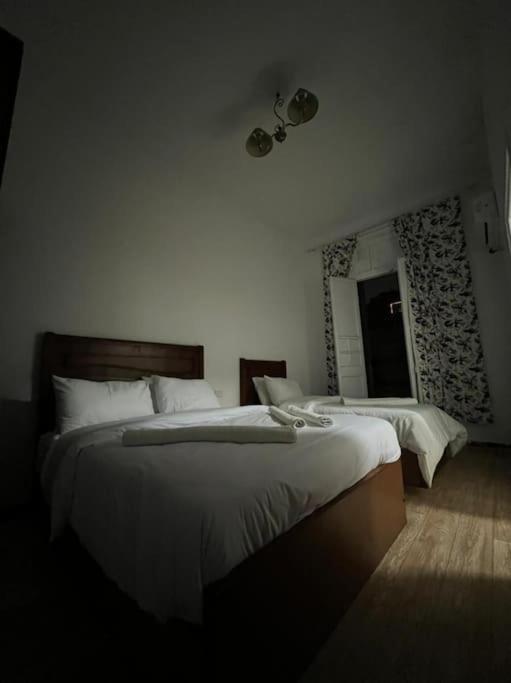 Charming Studio With Italian Architectural Style El El Cairo Exterior foto